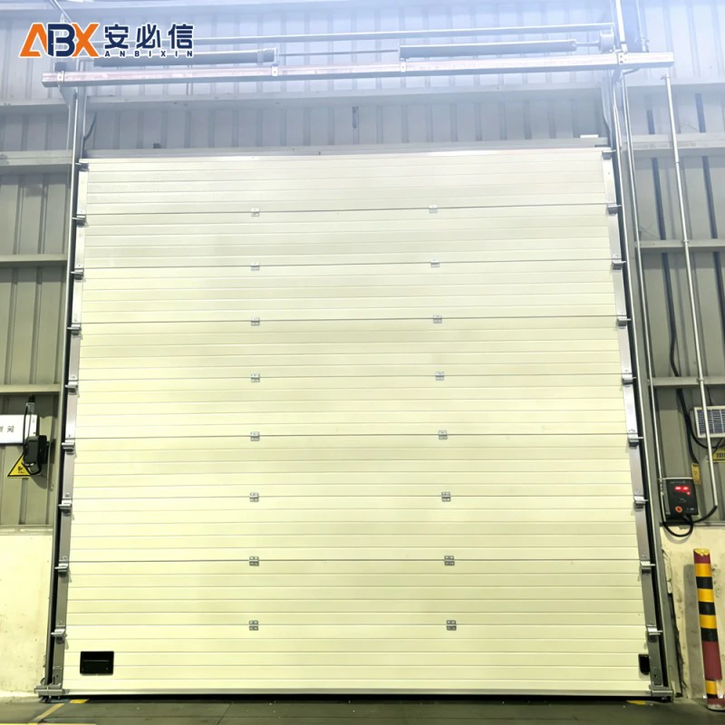 阿里垂直滑升门